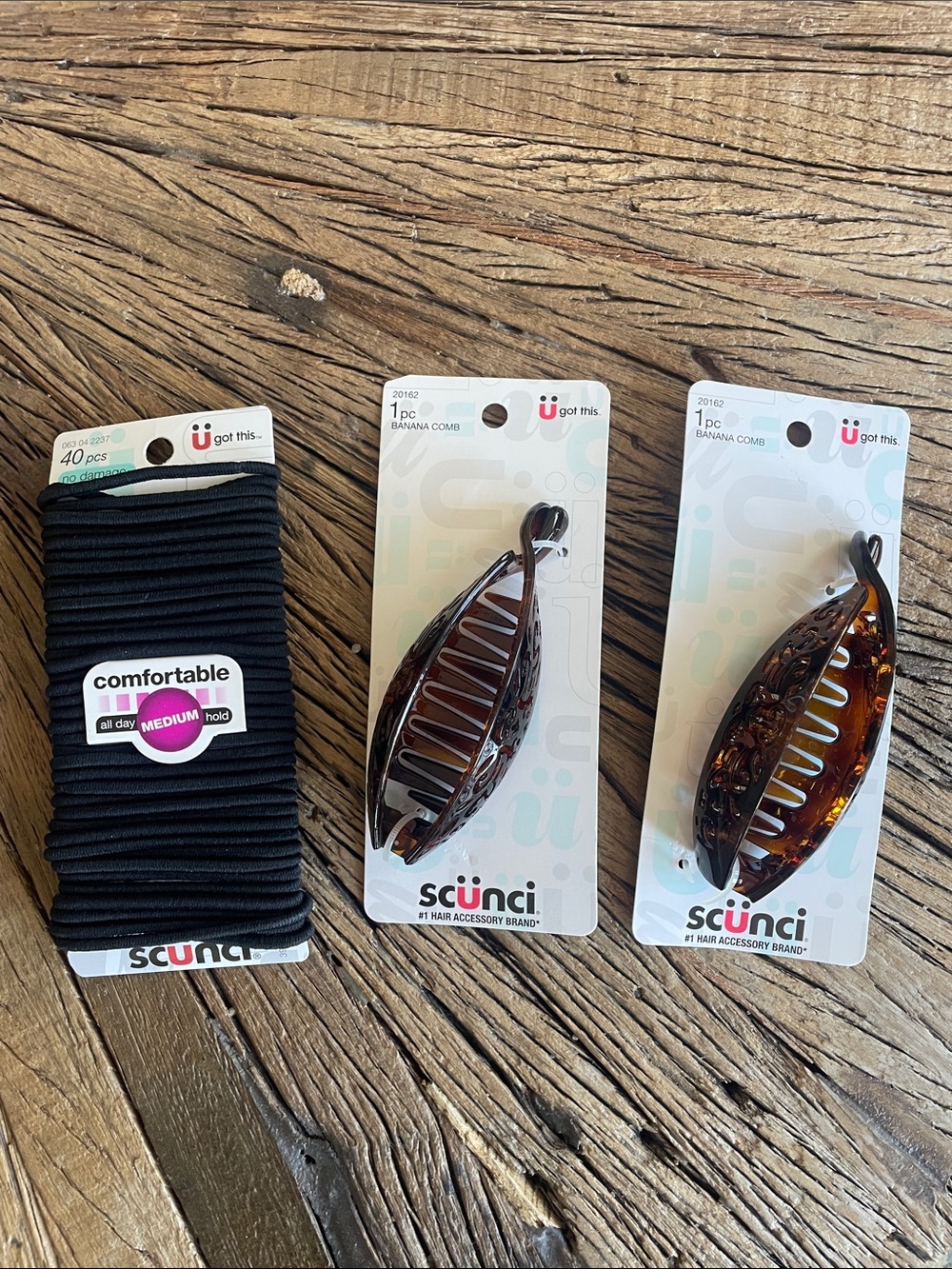 Scunci Tortoiseshell Banana Clips + Black No Damage Hair Elastics